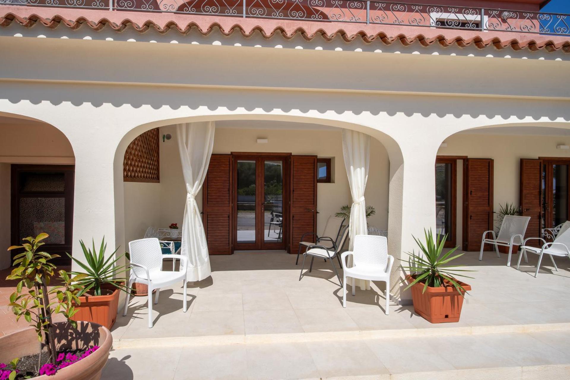 Ambra Holiday Rooms - Rooms & Beach San Teodoro (Sardinia) Exterior foto